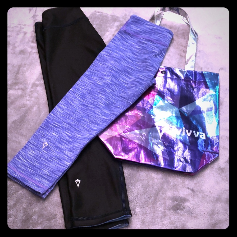 Ivivva by lululemon Girls 2Pair Capri Bundle w/bag